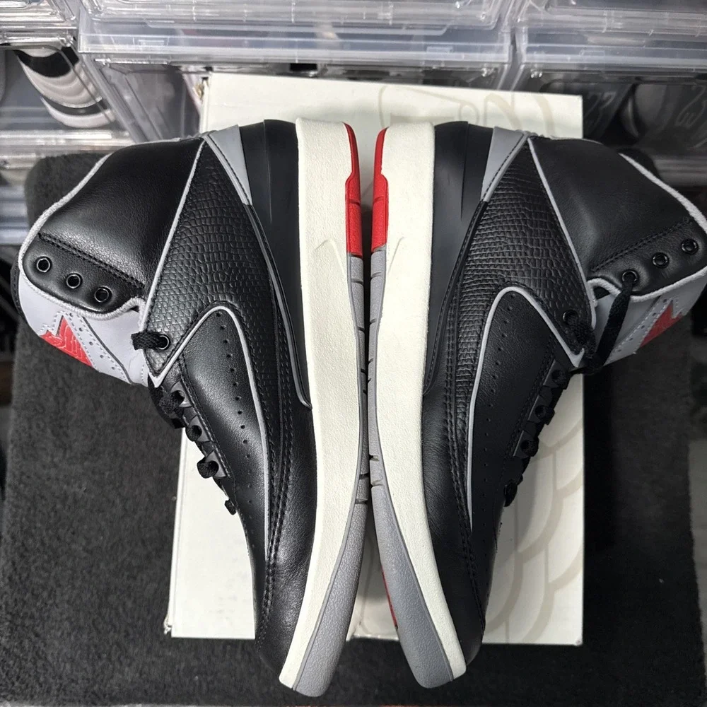 Jordan product pair
